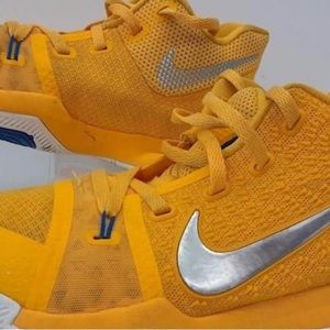 NIKE Kyrie 3 (GS) Mac & Cheese 2Y Boys Girls Shoes Sneakers 869985-791